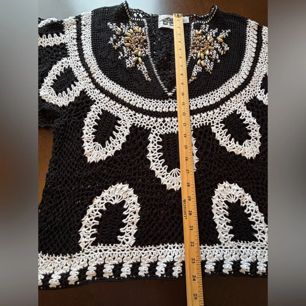 STORYBOOK KNITS Vintage M Beaded Crochet Sweater Sculpted Cap Sleeve Deep V-Neck - Picture 10 of 10